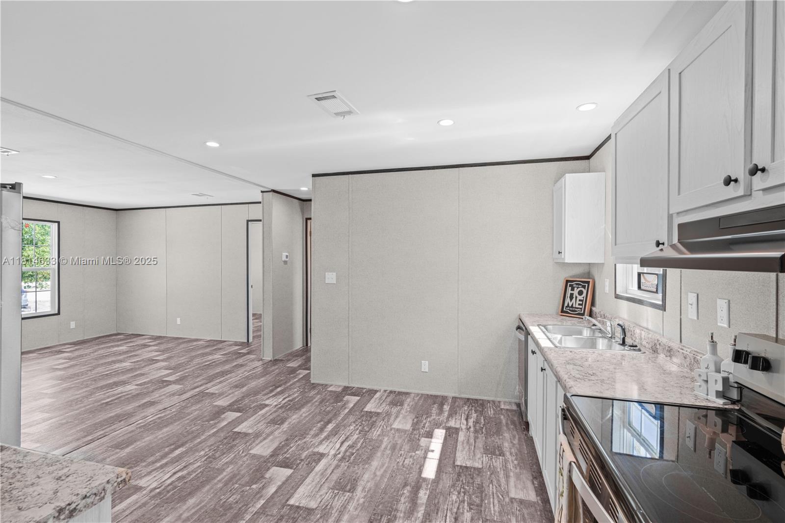 8426 Sweden Blvd, Port Charlotte, Florida image 17
