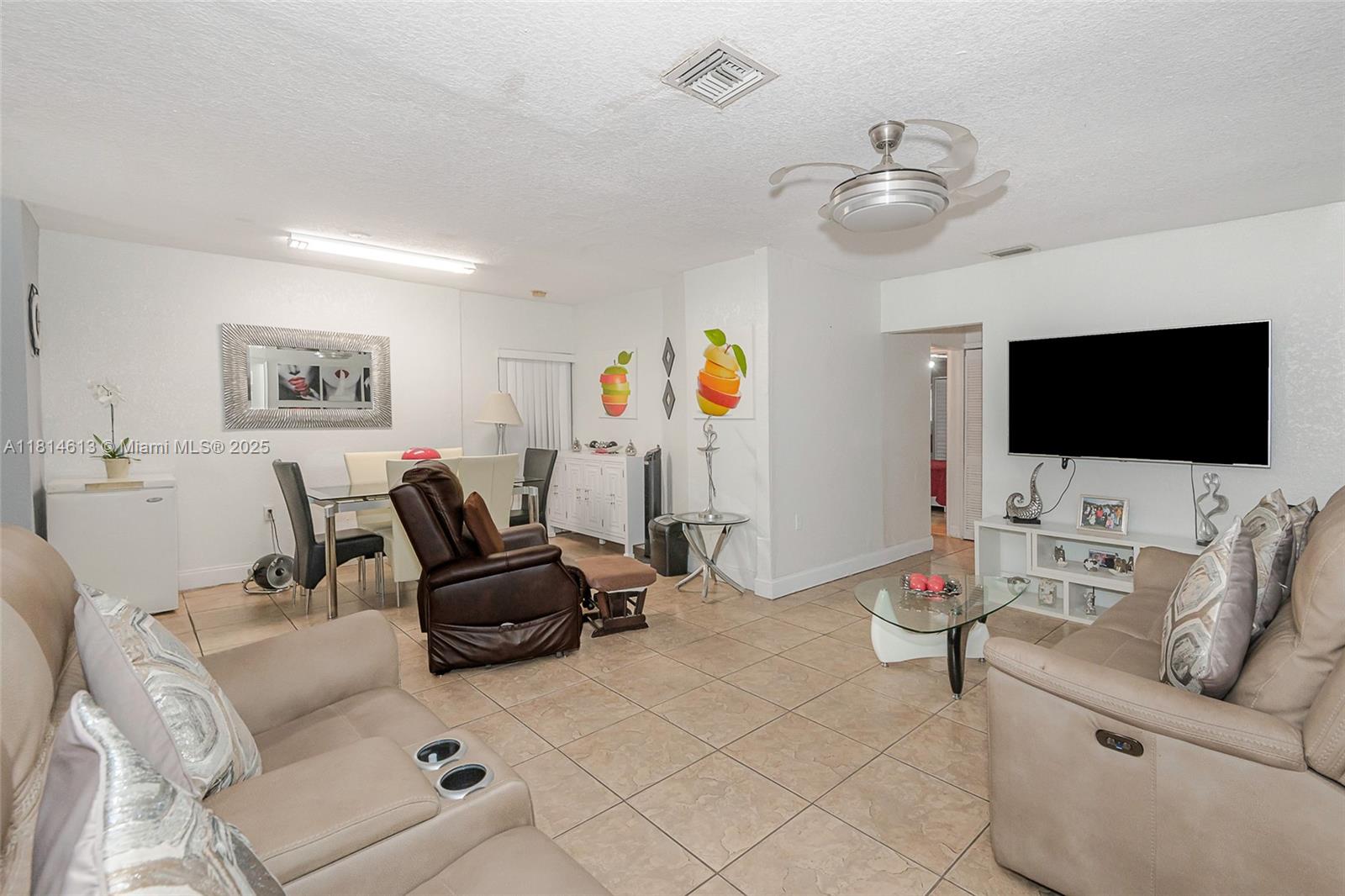 2306 NW 102nd St, Miami, Florida image 6
