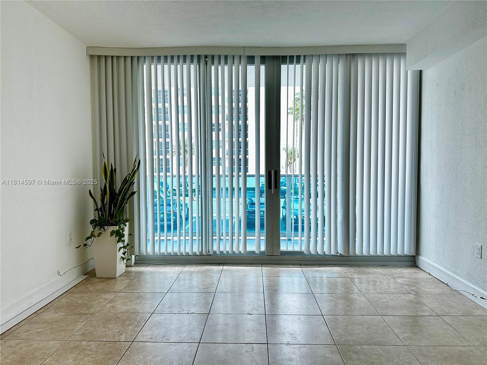 7501 E Treasure Dr #1P, North Bay Village, Florida image 7