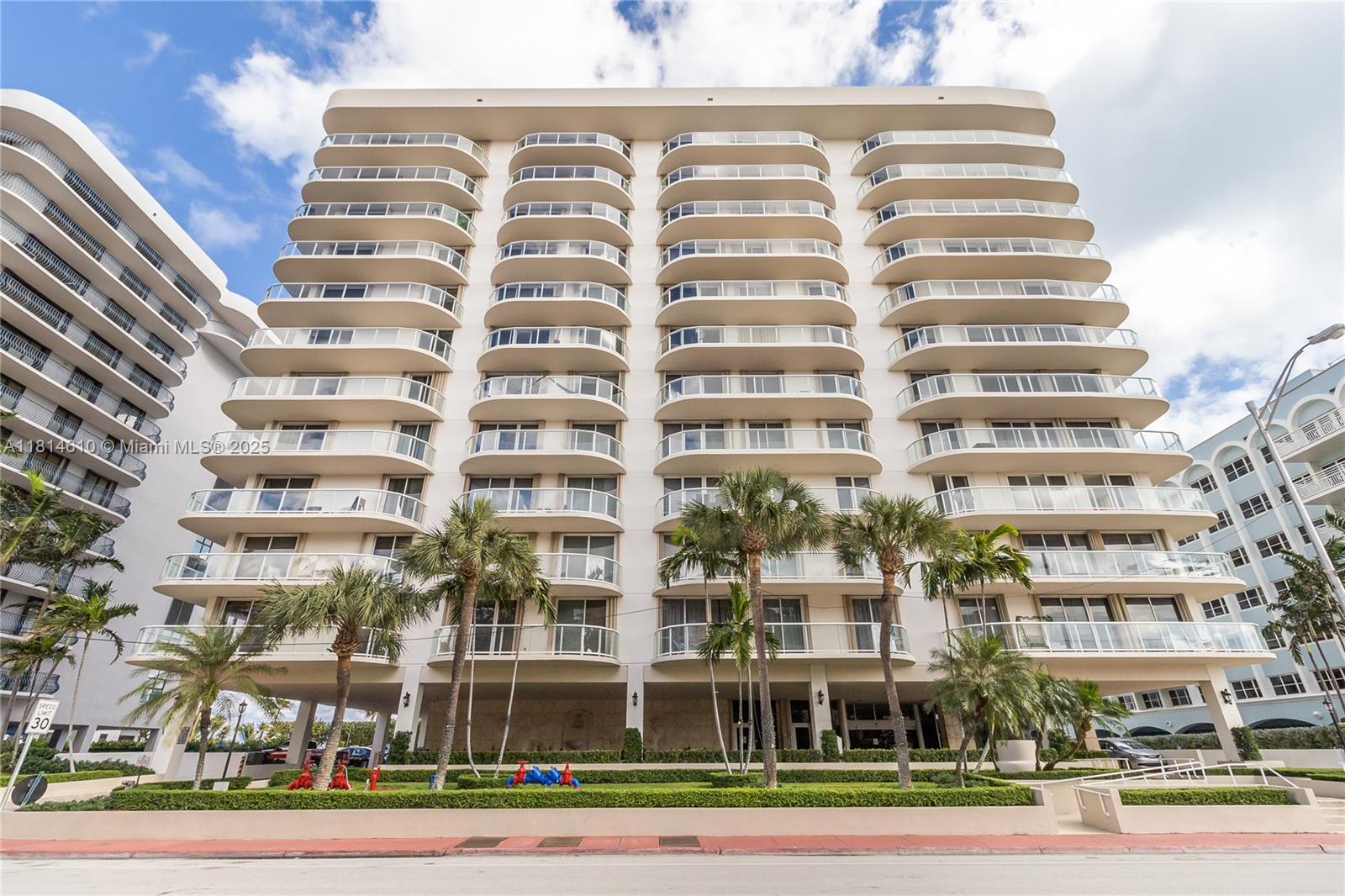 8855 Collins Ave #4G, Surfside, Florida image 44