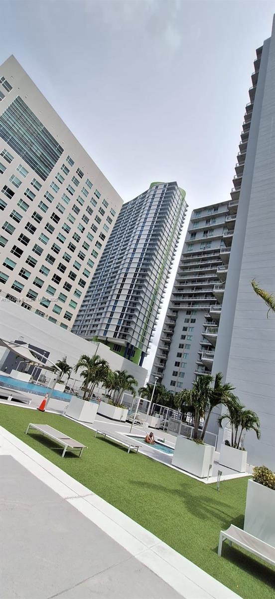 690 SW 1st Ct #2711, Miami, Florida image 25