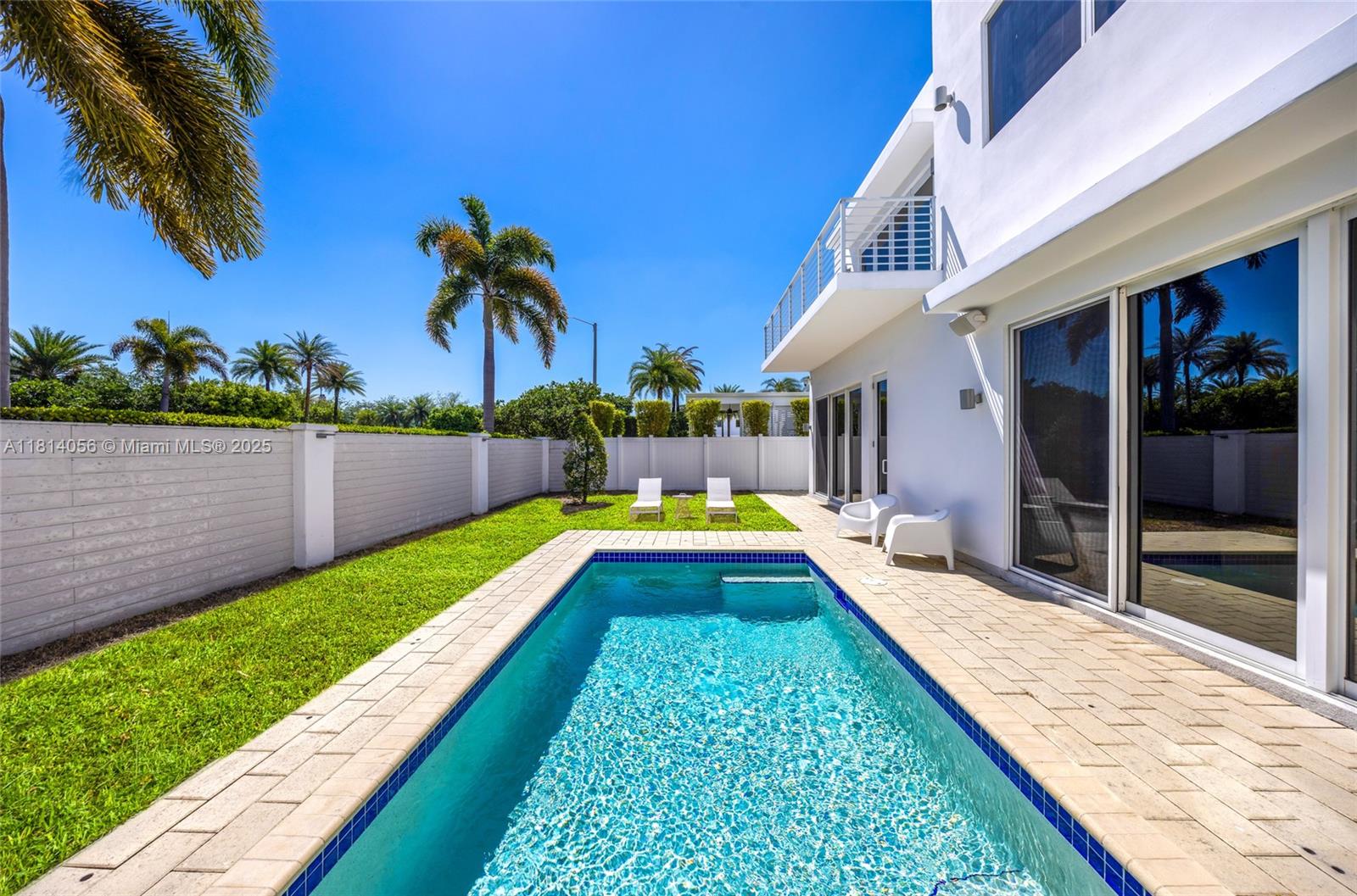7535 NW 102nd Ct, Doral, Florida image 35