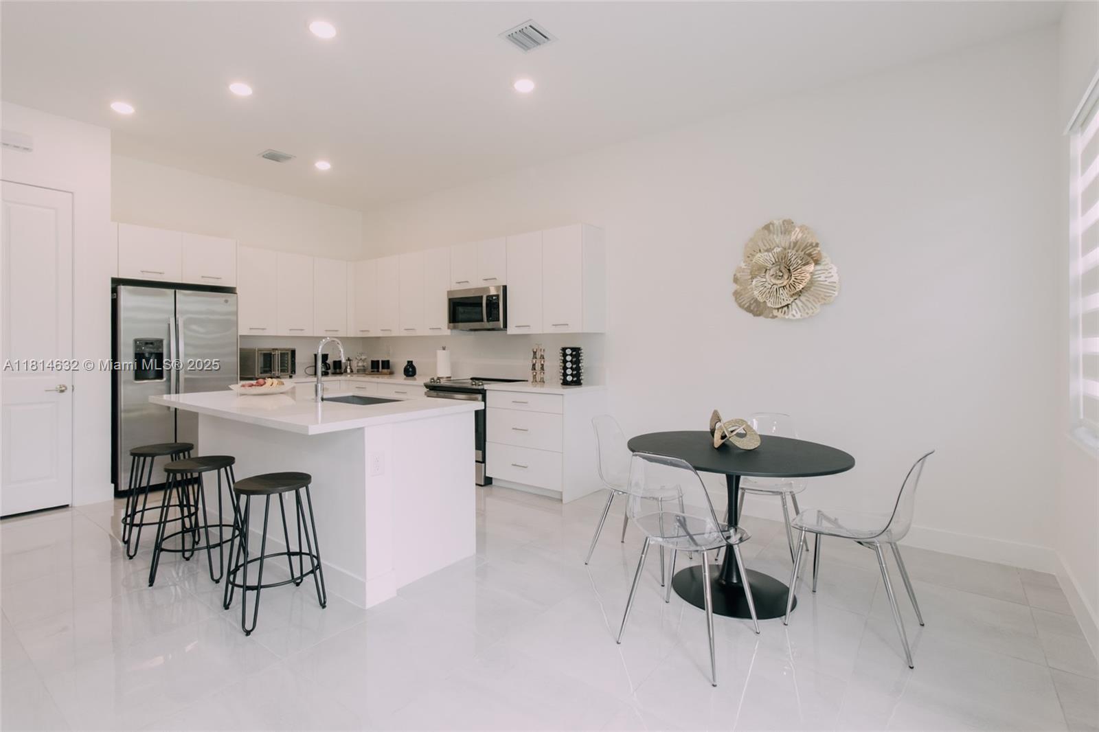 17451 SW 41st St, Miramar, Florida image 14