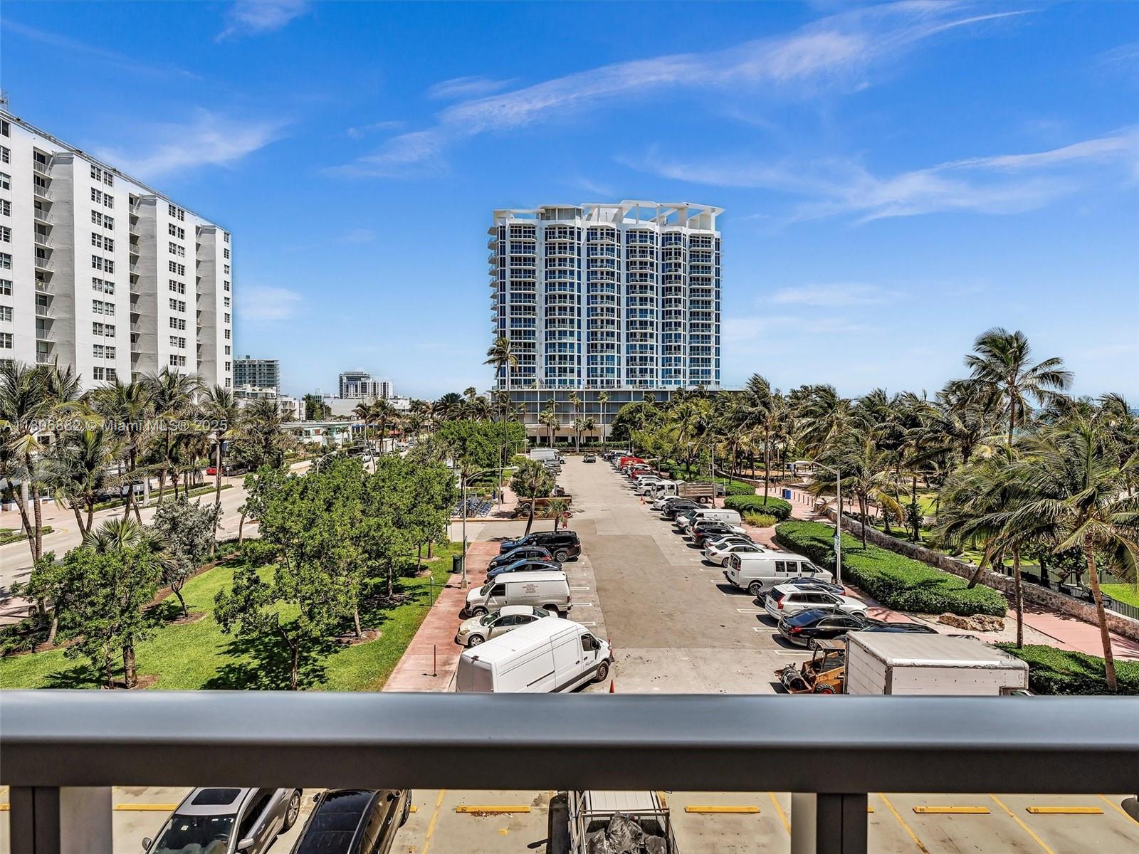 Residential, Miami Beach, Florida image 31