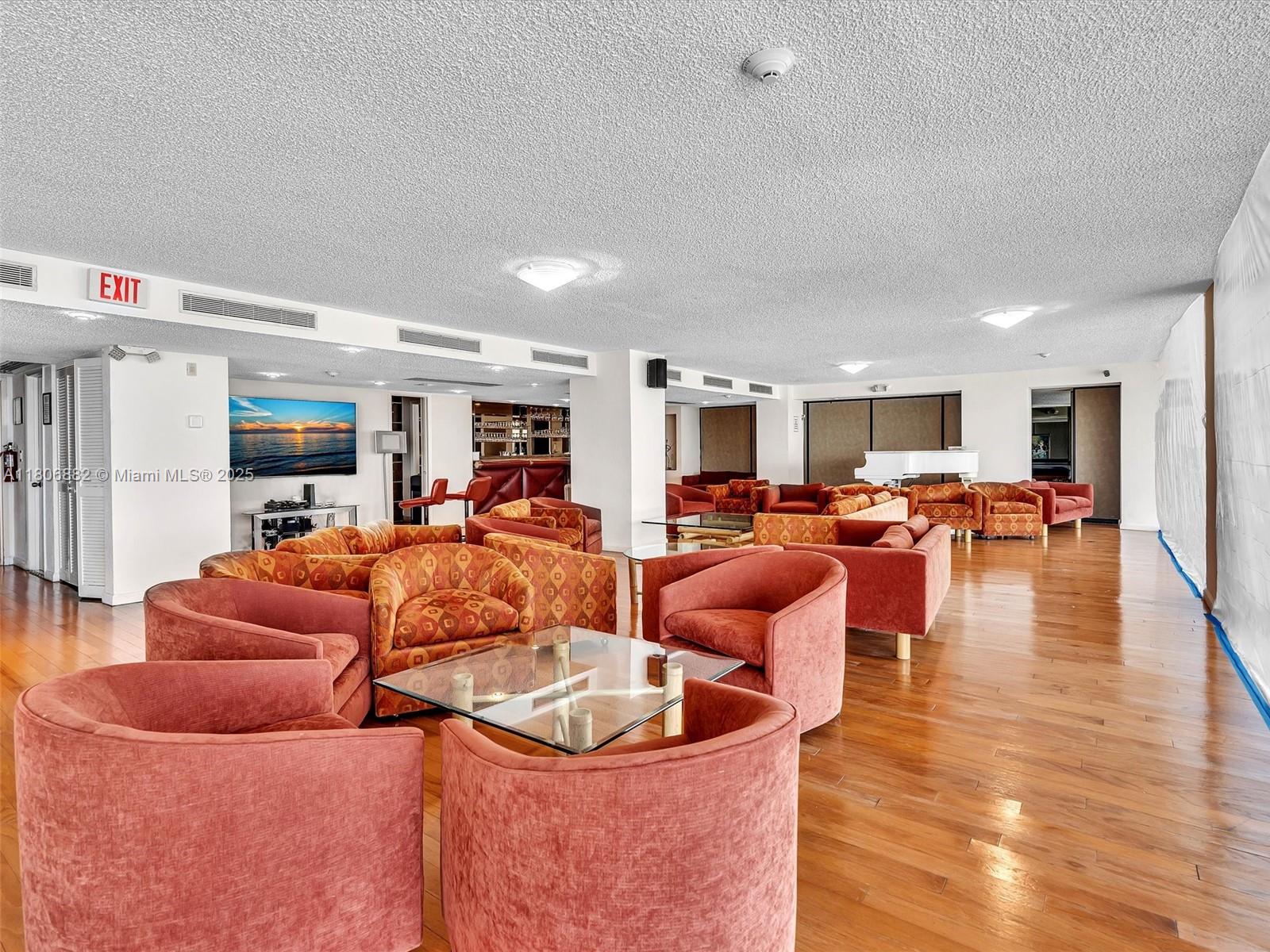 Residential, Miami Beach, Florida image 49