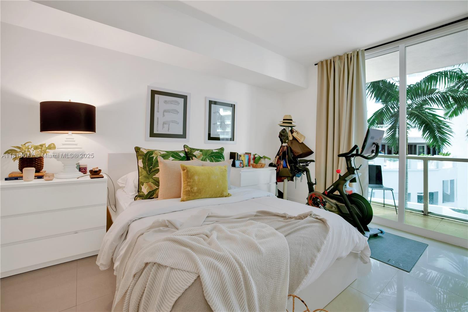 218 14th St Unit 906, Miami, Florida 33131