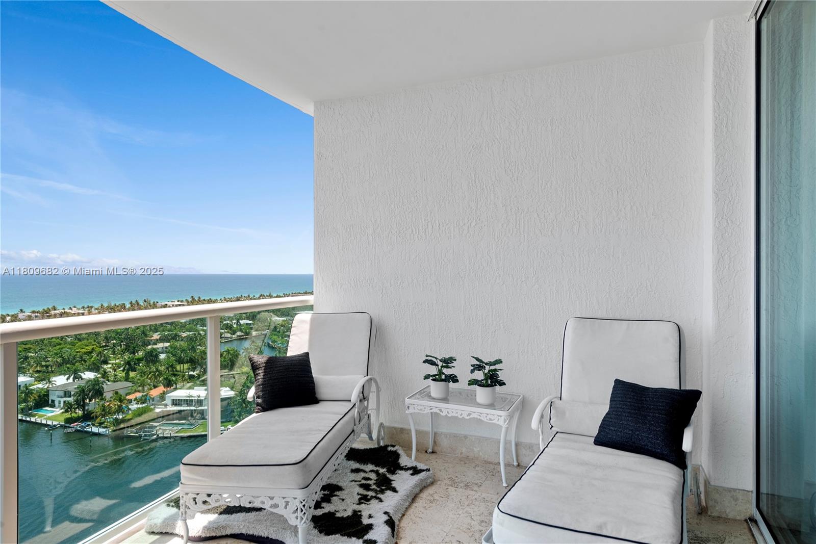 20201 E Country Club Dr #2005, Aventura, Florida image 20