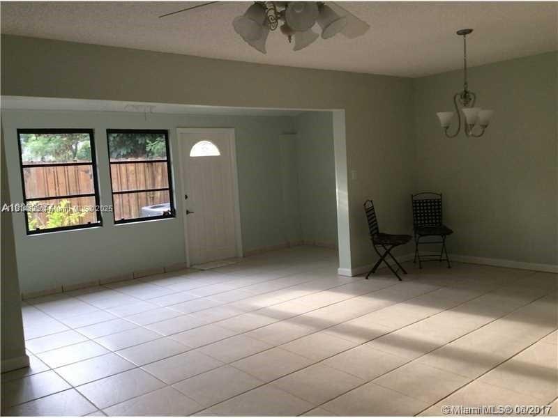 3302 Farragut St #5A, Hollywood, Florida image 7