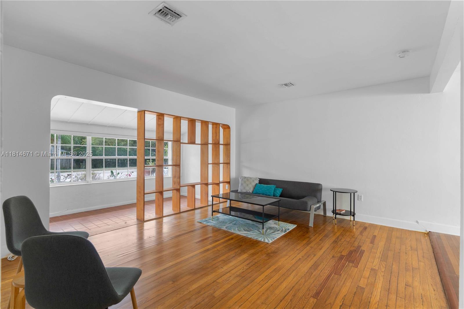 1105 NE 119th St, Biscayne Park, Florida image 12