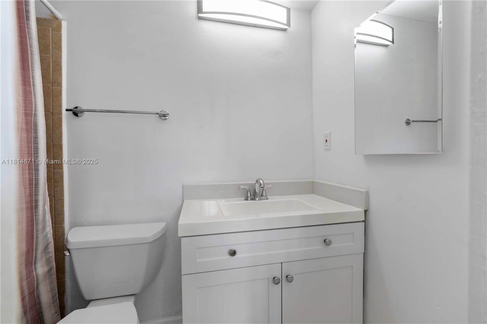 1105 NE 119th St, Biscayne Park, Florida image 30
