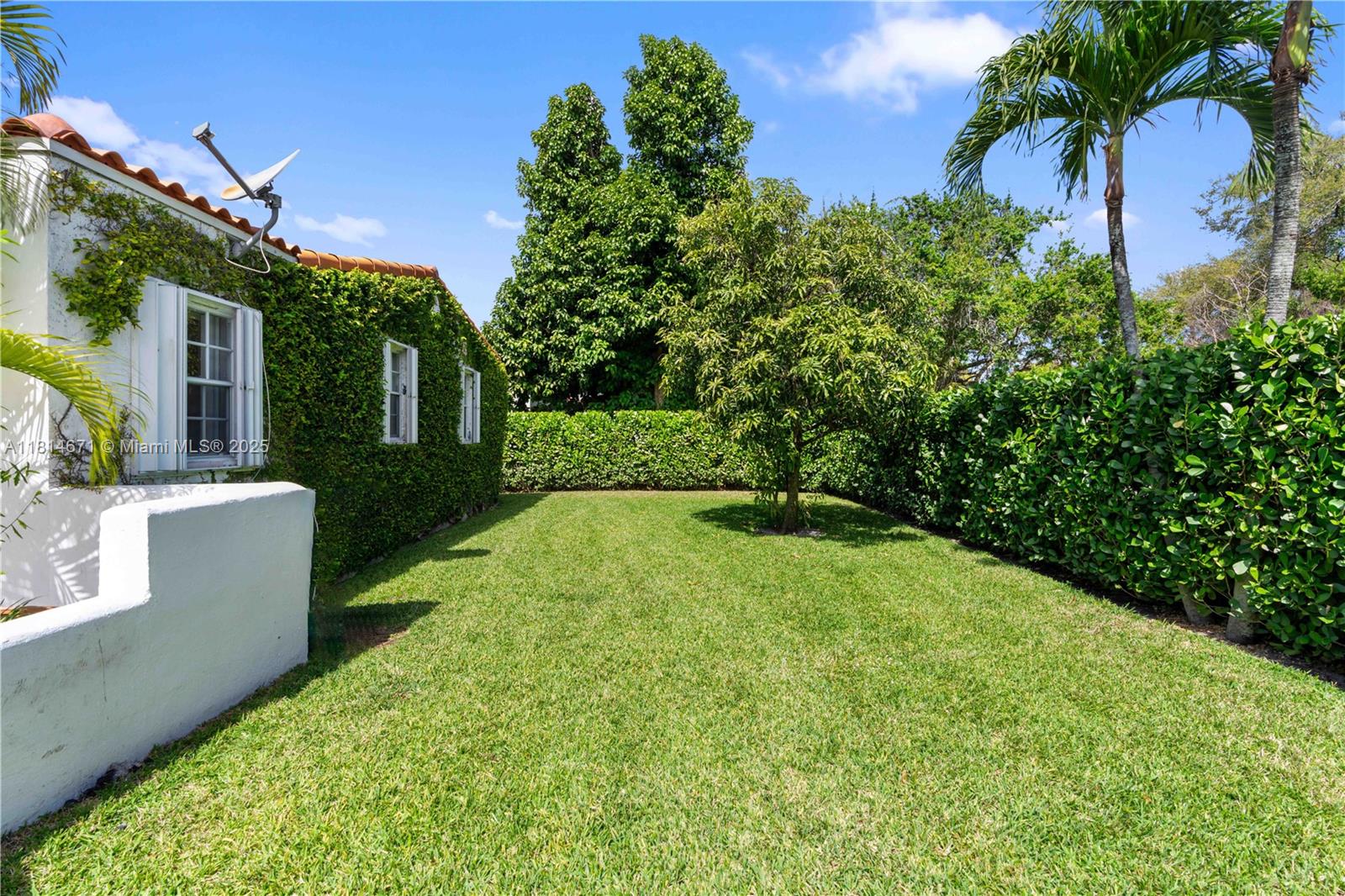1105 NE 119th St, Biscayne Park, Florida image 4