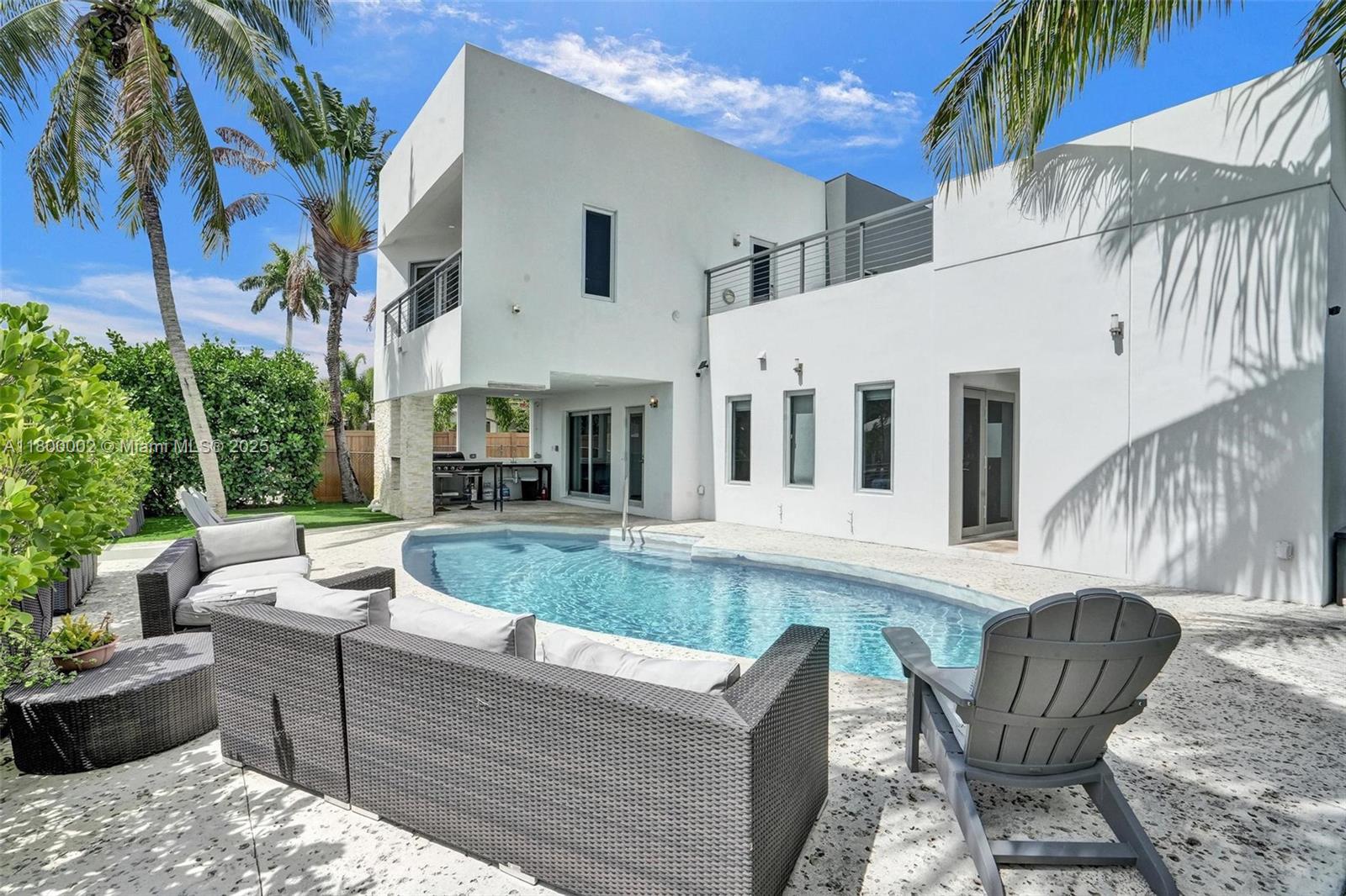 2612 Key Largo Ln, Fort Lauderdale, Florida image 2