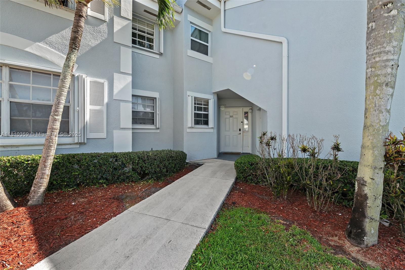 2649 SE 19th Ct #106-D, Homestead, Florida image 2