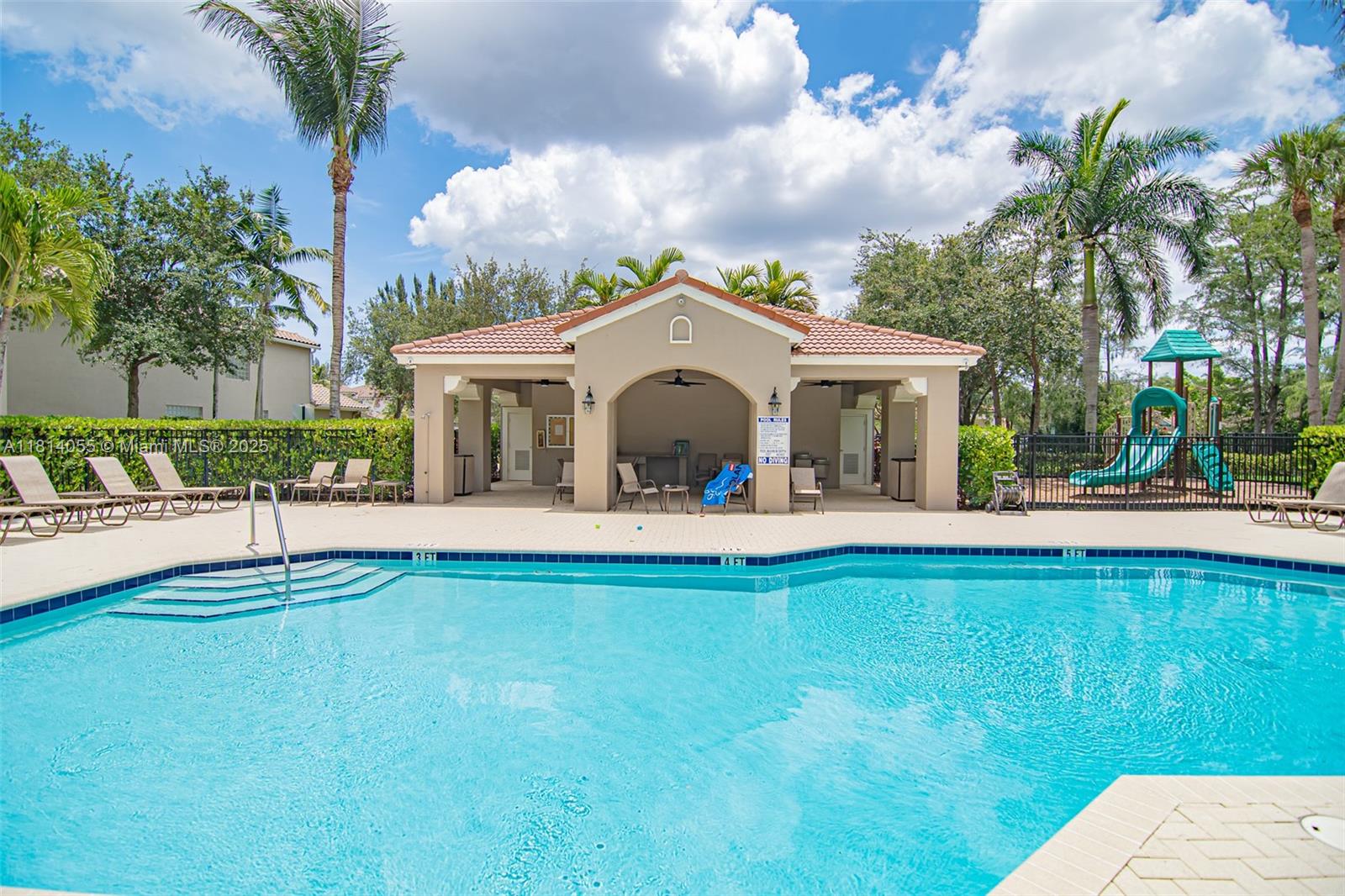 4627 Capital Dr, Lake Worth, Florida image 37