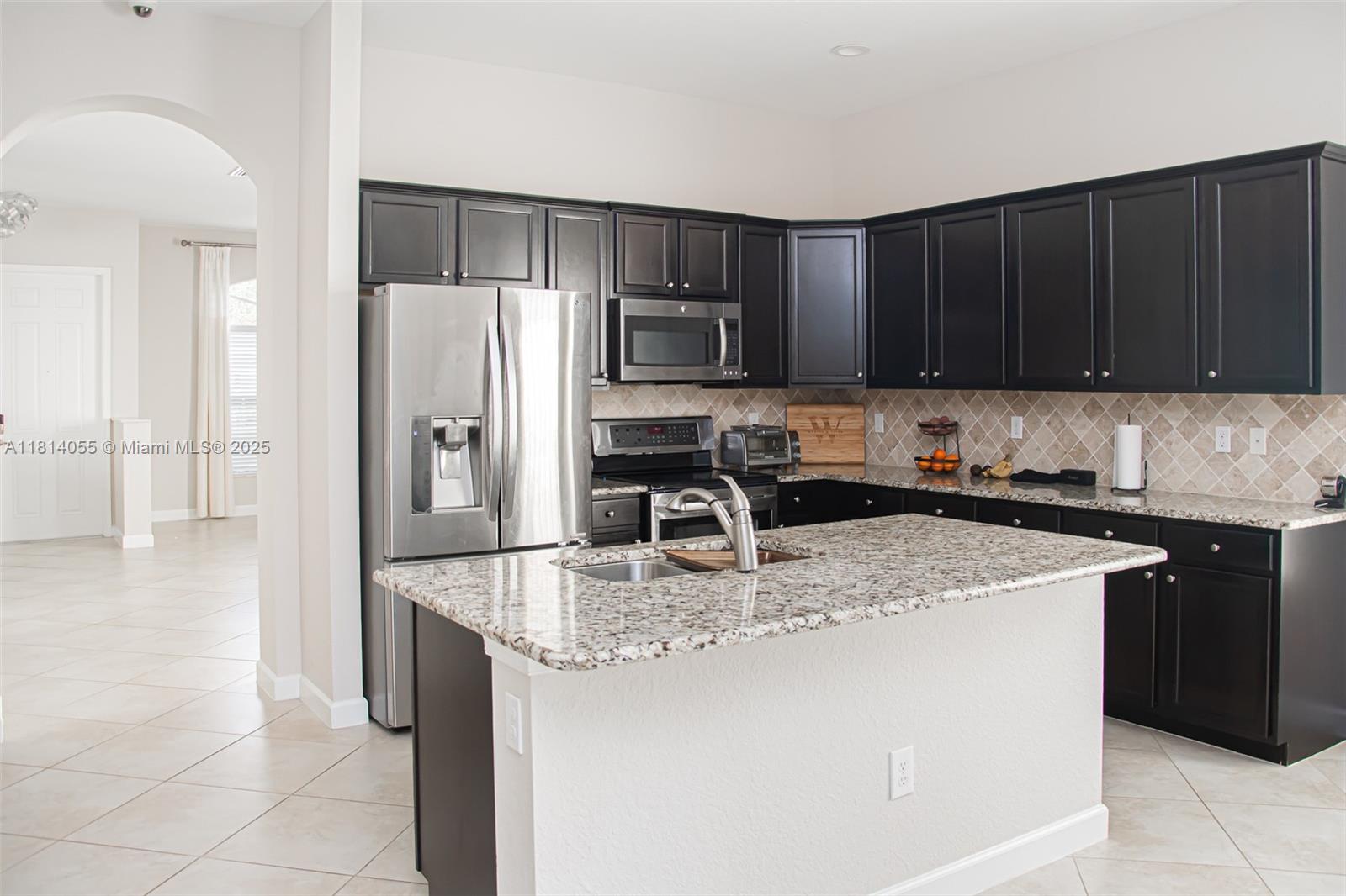 4627 Capital Dr, Lake Worth, Florida image 8