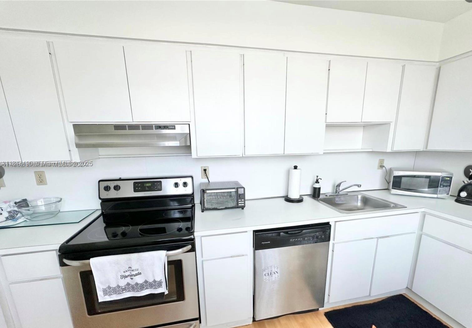 Property photo # 9
