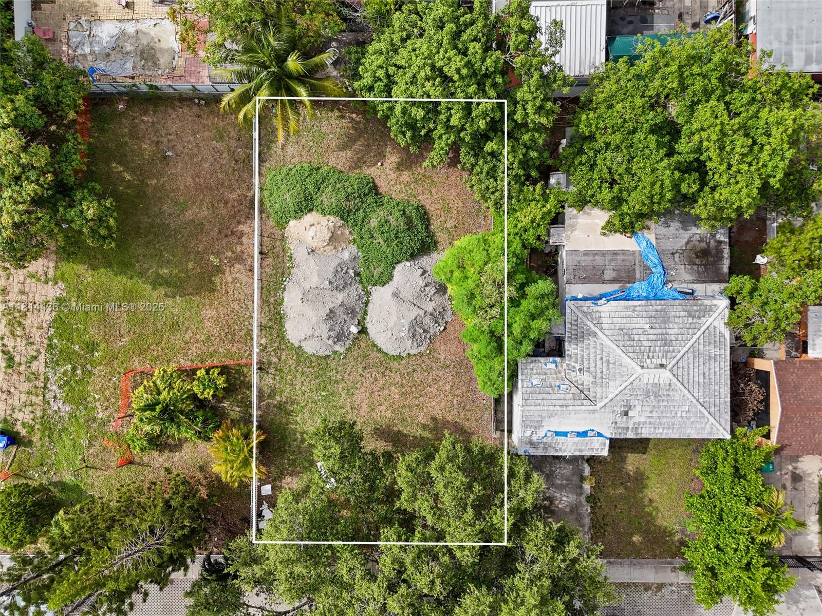 1329 NW 38th St, Miami, Florida image 7