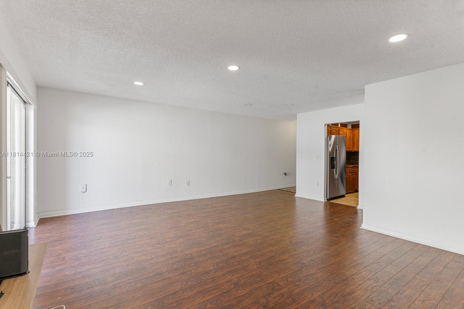 17051 NE 35th Ave #109, North Miami Beach, Florida image 12