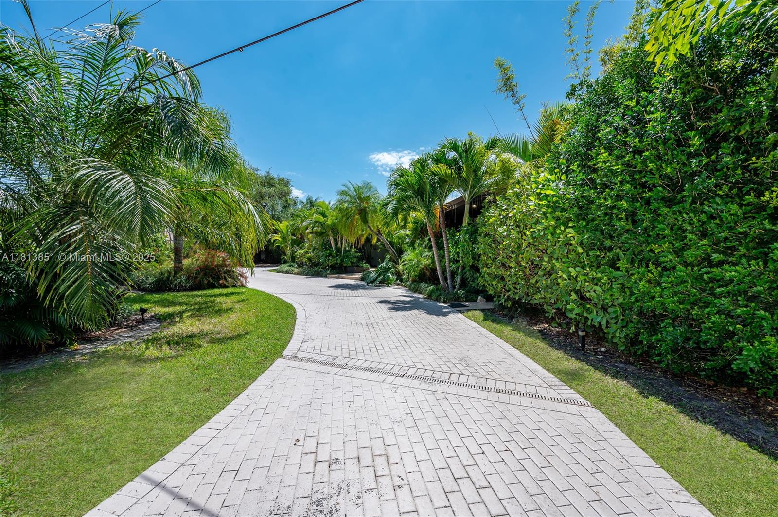 1240 Campamento Ave, Coral Gables, Florida image 7