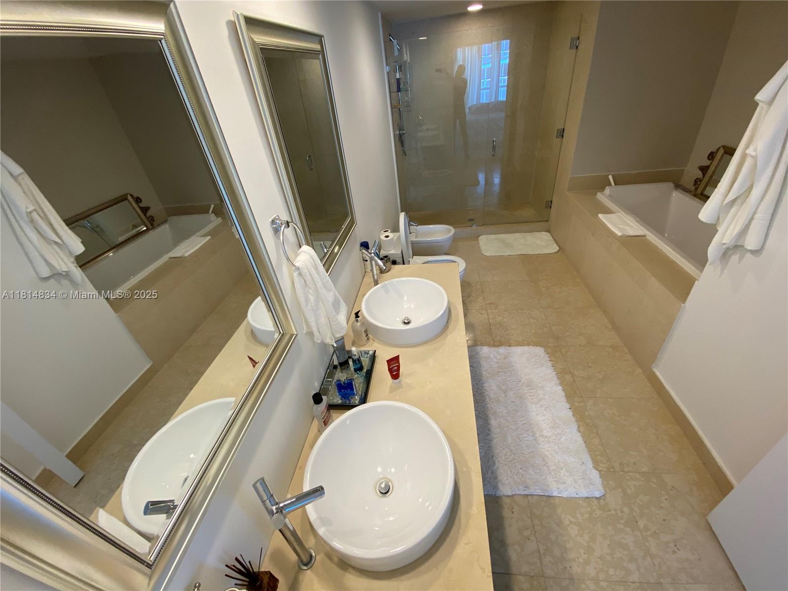 495 Brickell Ave #5010, Miami FL 33131