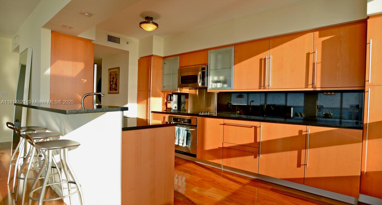 Property photo # 9