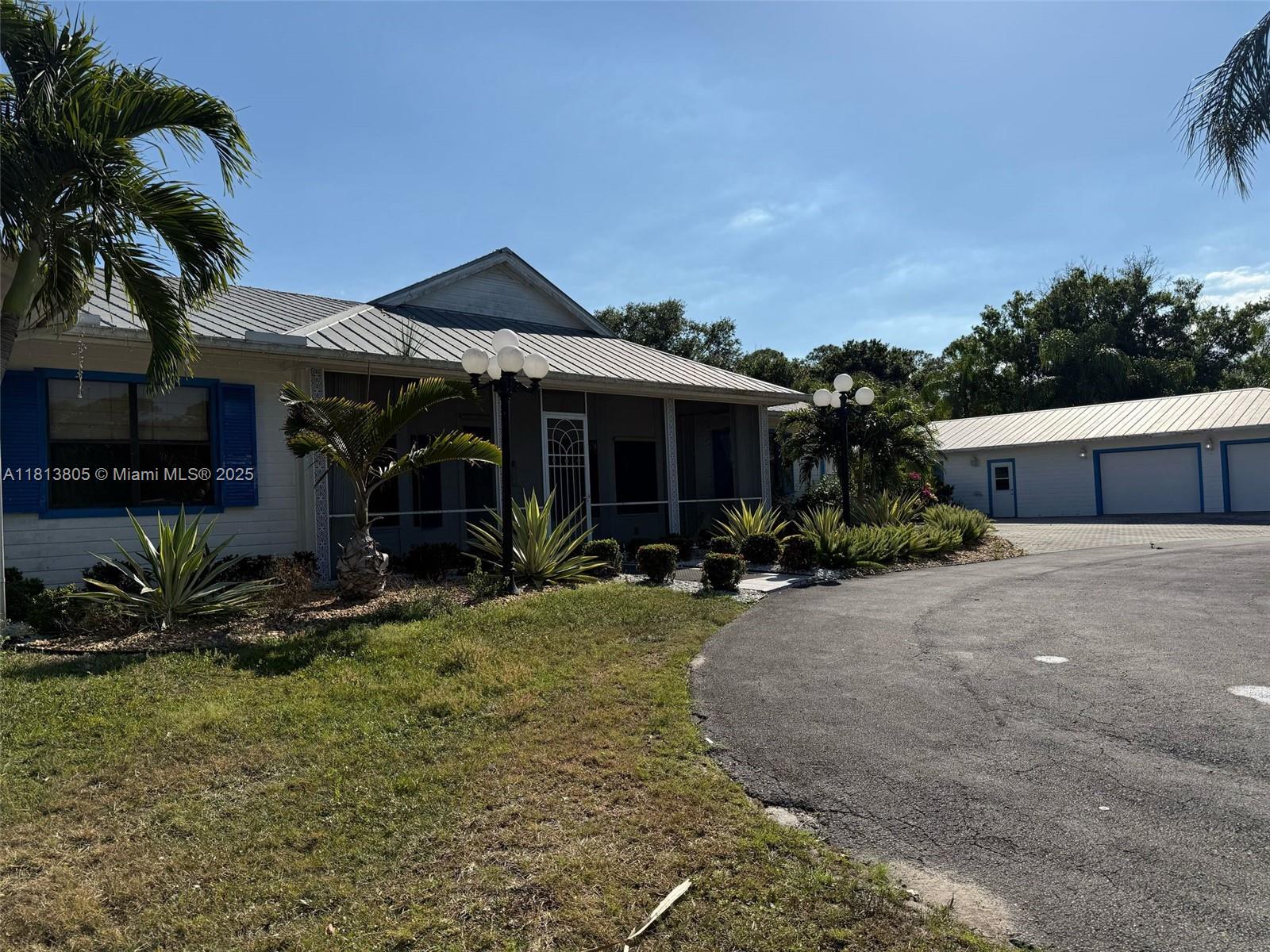 5584 SW Quail Hollow St, Palm City, Florida image 3