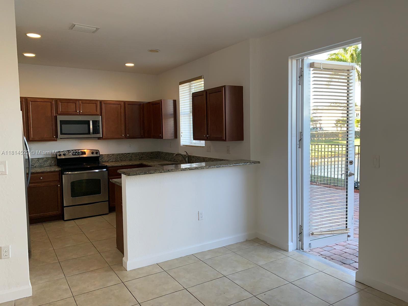 Property photo # 4