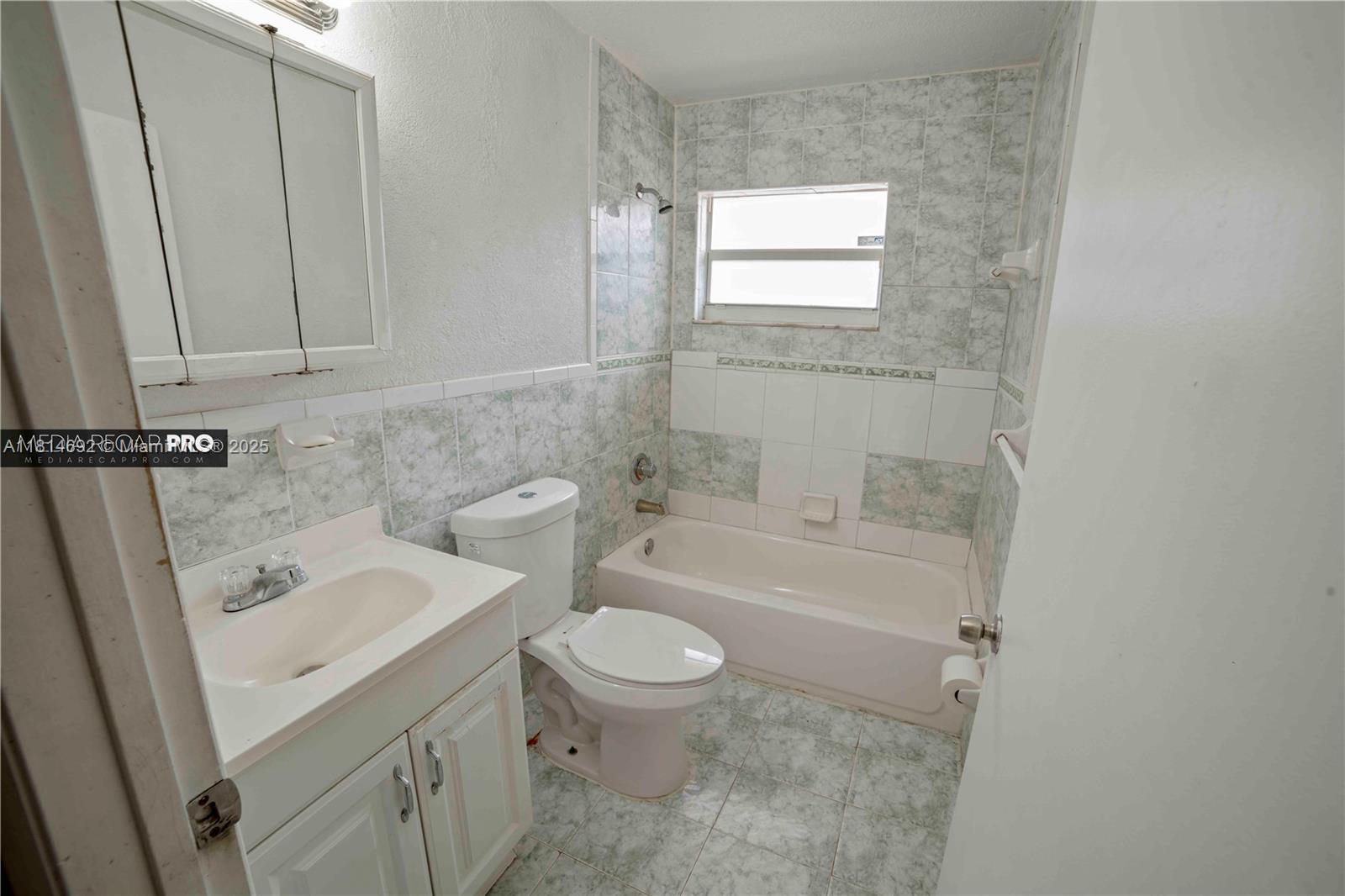 2760 NW 168th Ter, Miami Gardens, Florida image 21
