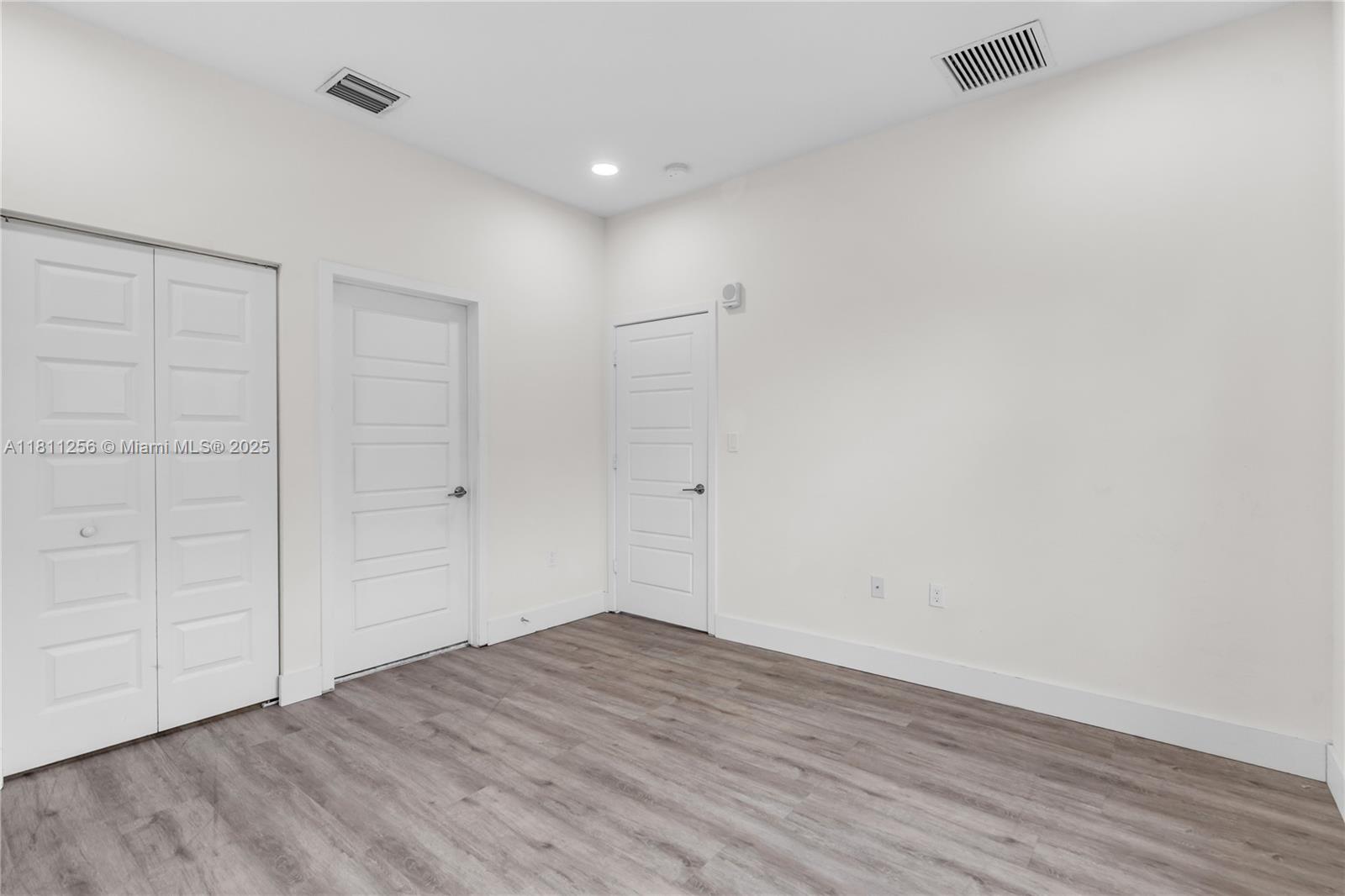 8005 NW 104th Ave #24, Doral, Florida image 17