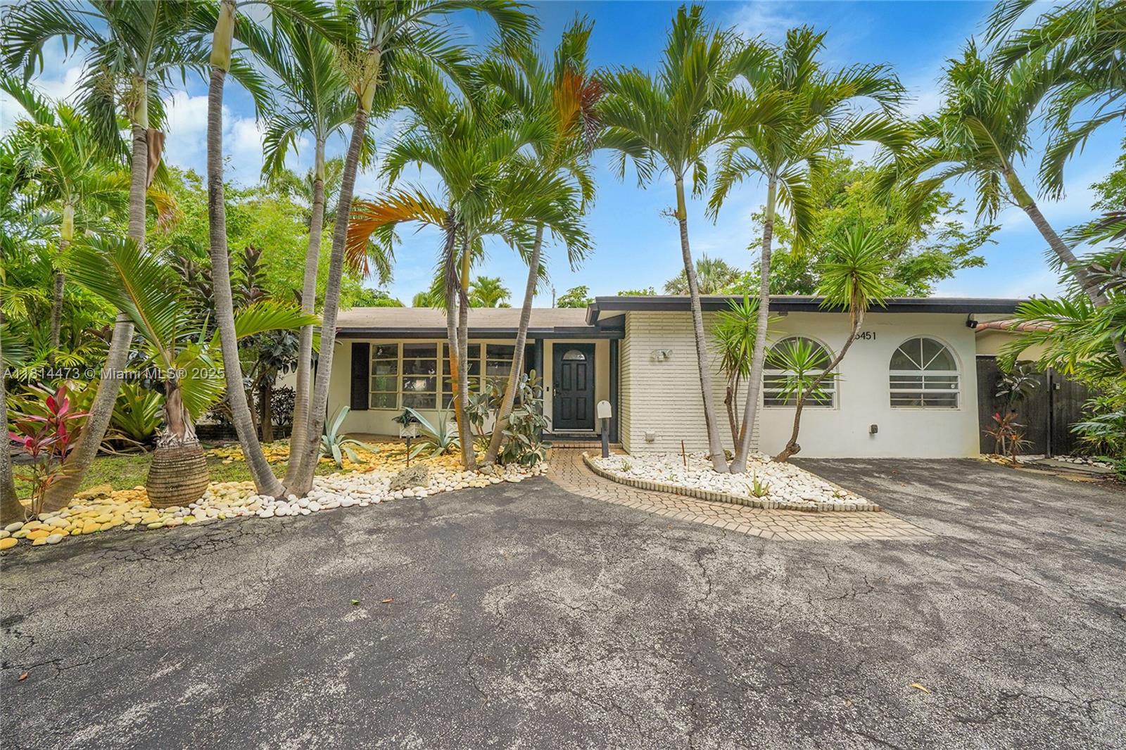 5451 NE 22nd Ave, Fort Lauderdale, Florida image 1