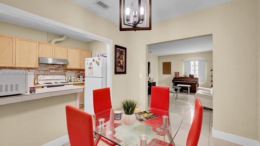 435 NW 44th Ave, Miami, Florida image 11