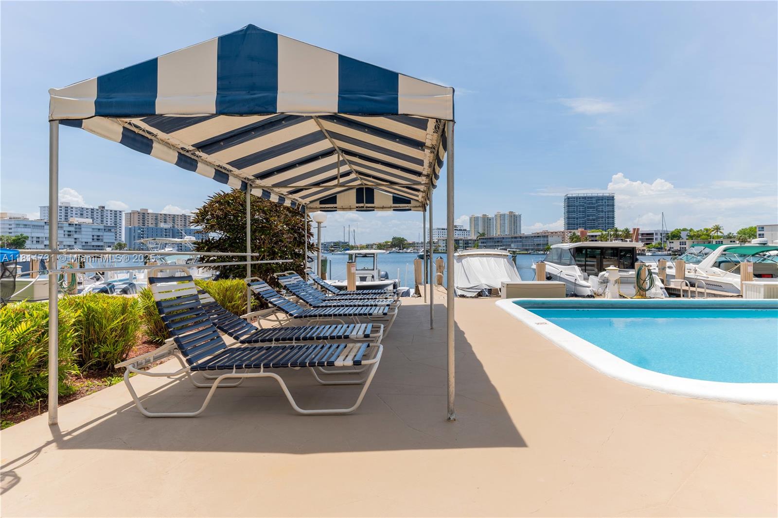 120 Golden Isles Dr #33B, Hallandale Beach, Florida image 38