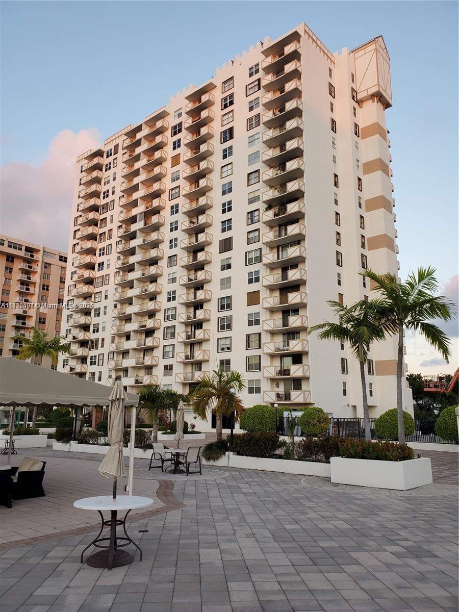 1865 S Ocean Dr #10D, Hallandale Beach, Florida image 1