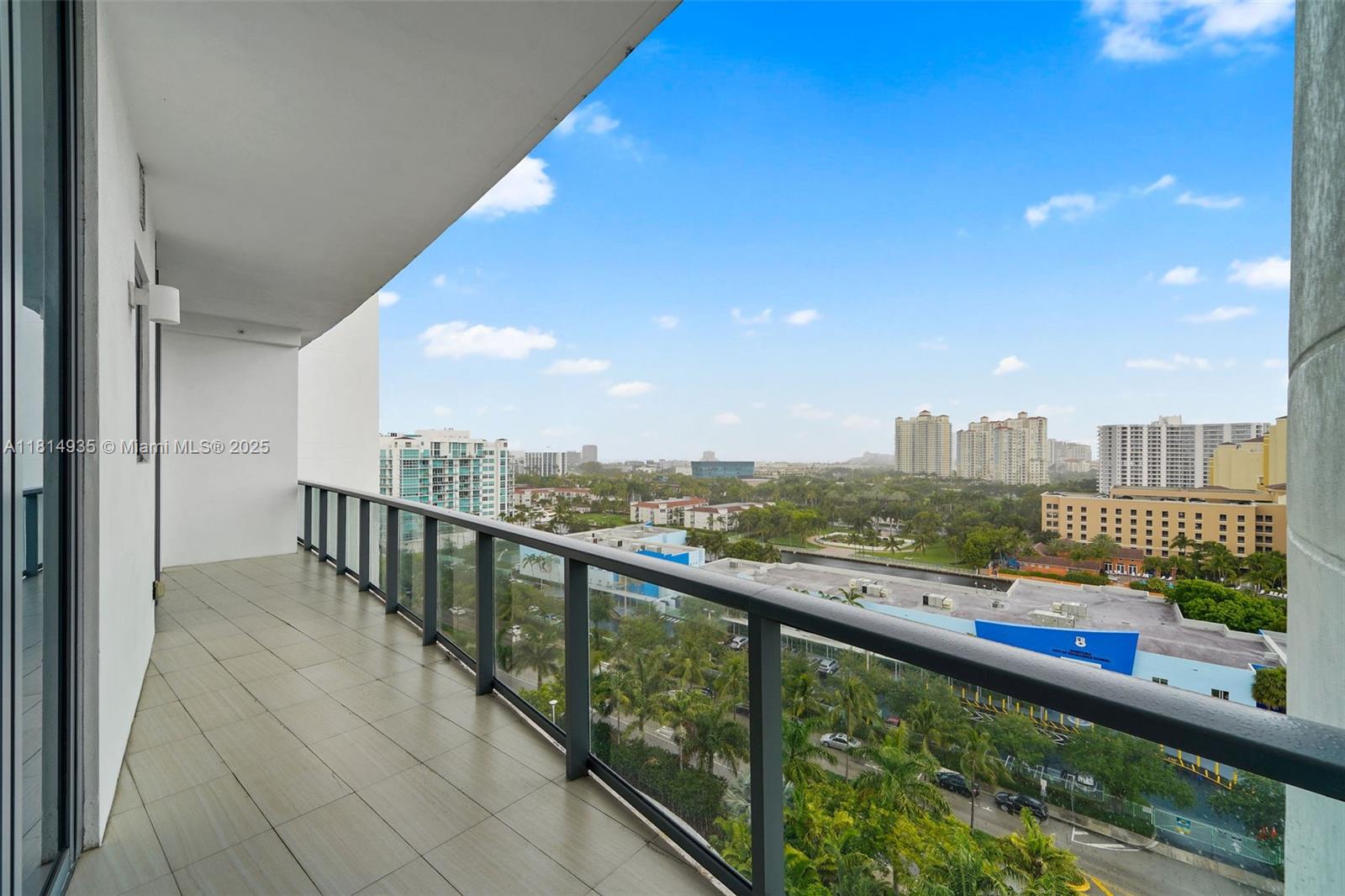 3250 NE 188th St #LPH07, Aventura, Florida image 35
