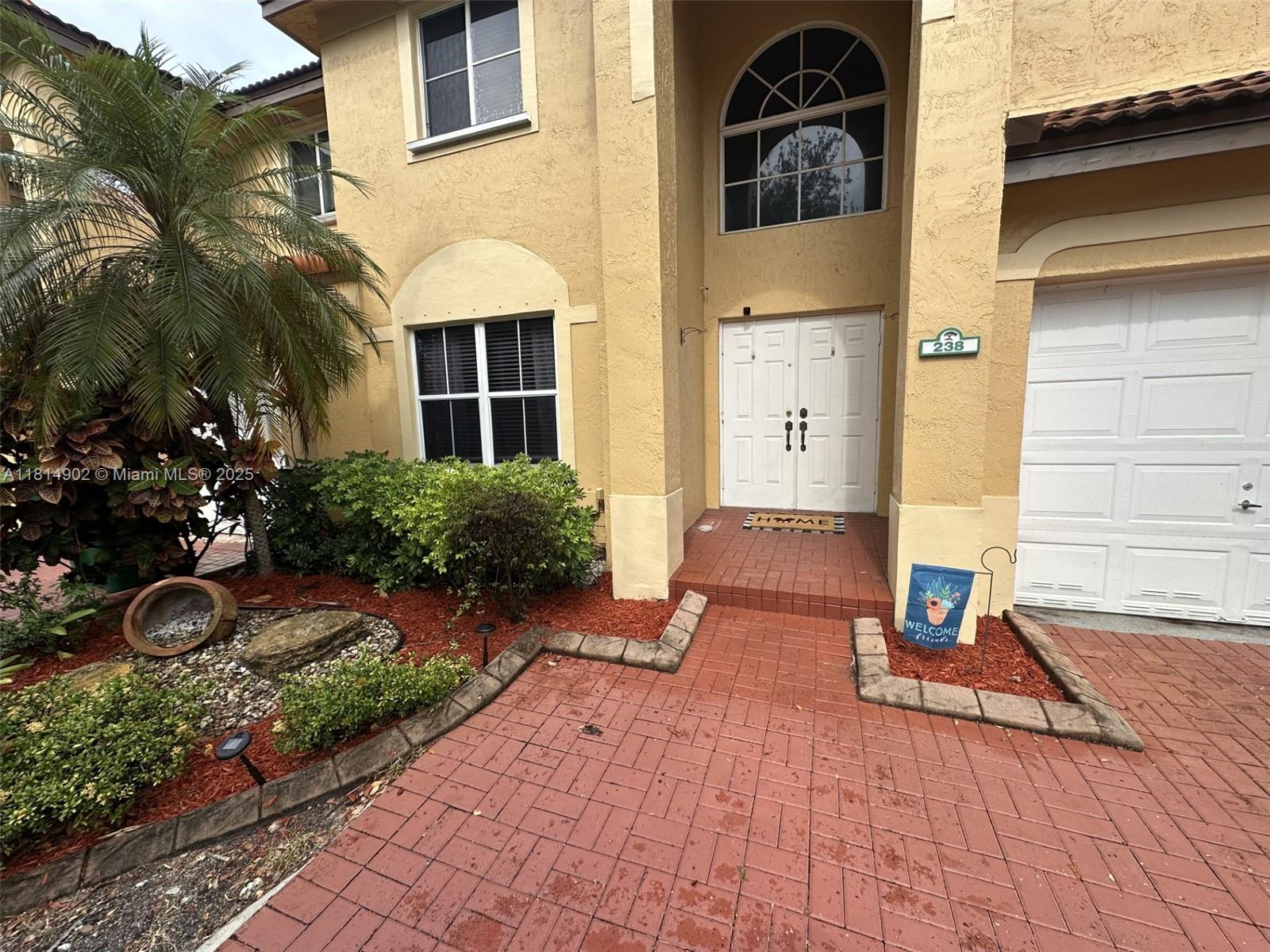 238 Magnolia Avenue, Davie, Florida image 2