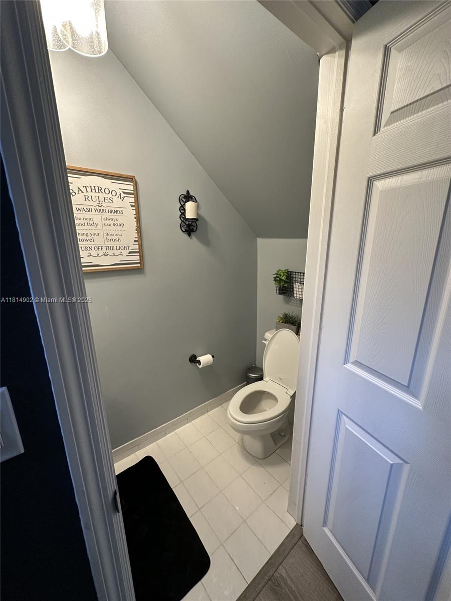 238 Magnolia Avenue, Davie, Florida image 36