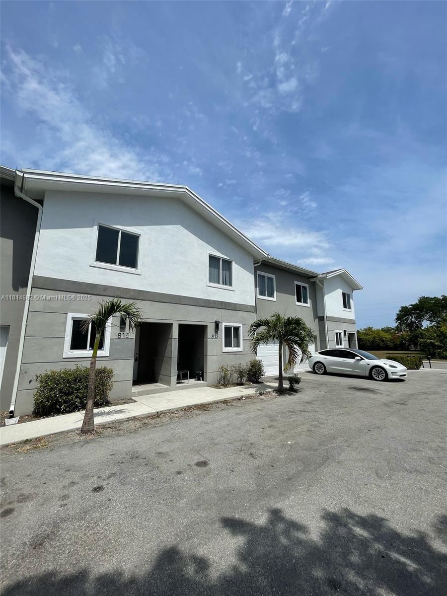 817 NW 3rd Ave, Fort Lauderdale, Florida image 3