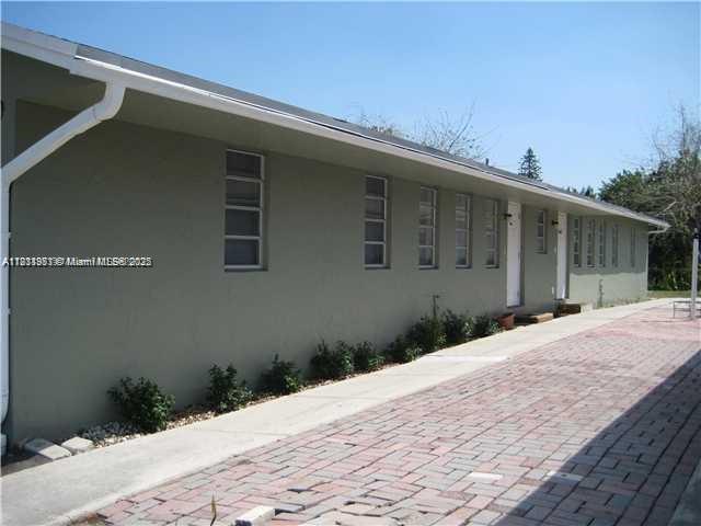Residentialincome, Hollywood, Florida image 4