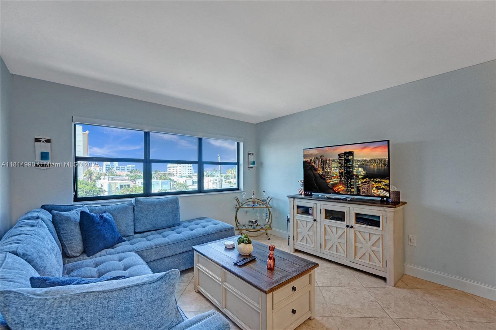 Property photo # 2