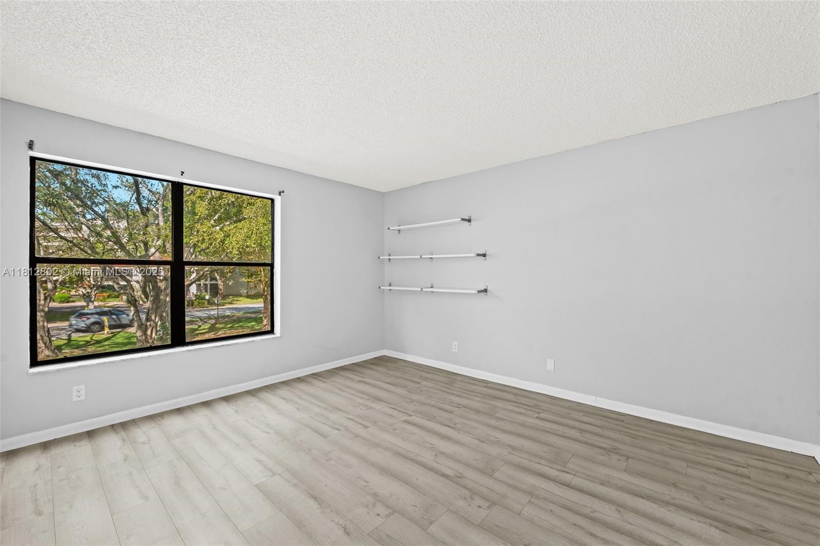 2302 S Cypress Bend Dr #210, Pompano Beach, Florida image 13
