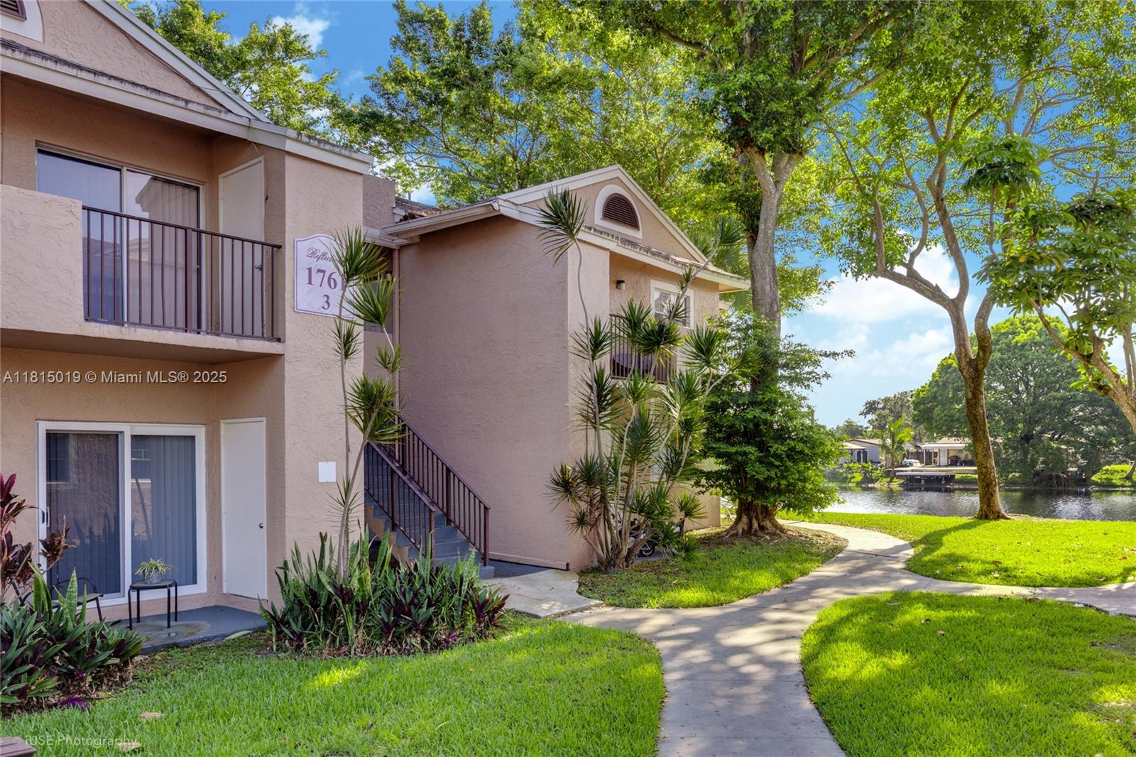 Property photo # 0