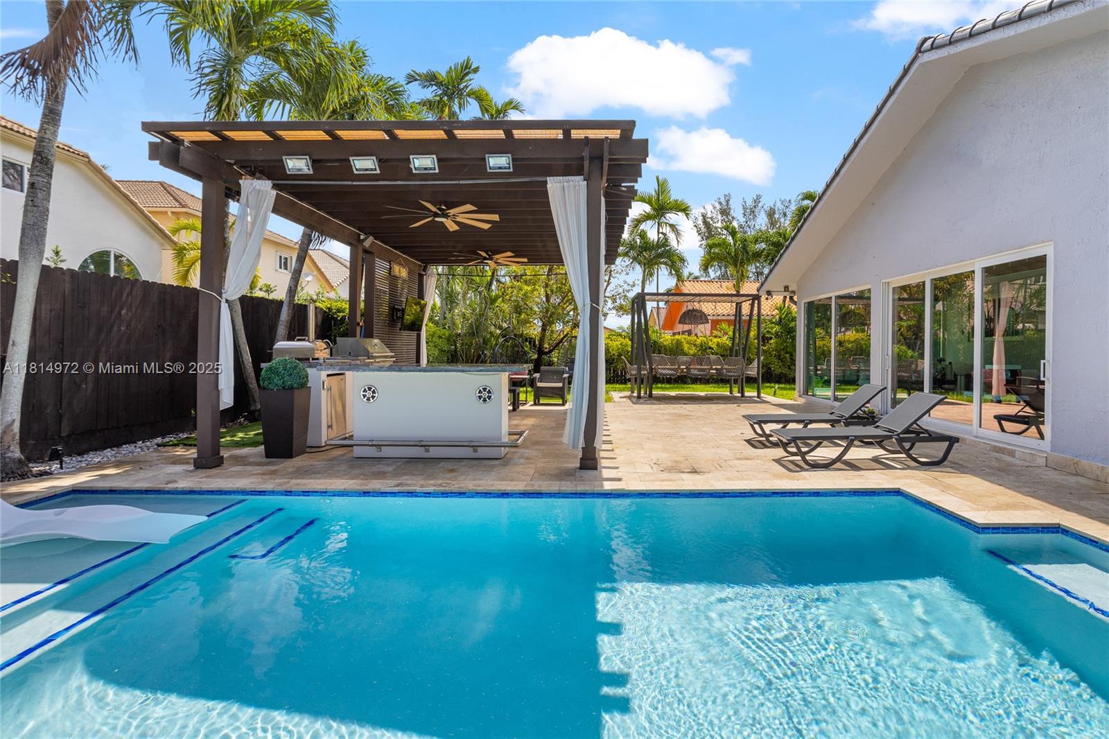9725 NW 28th Ter, Doral, Florida image 39