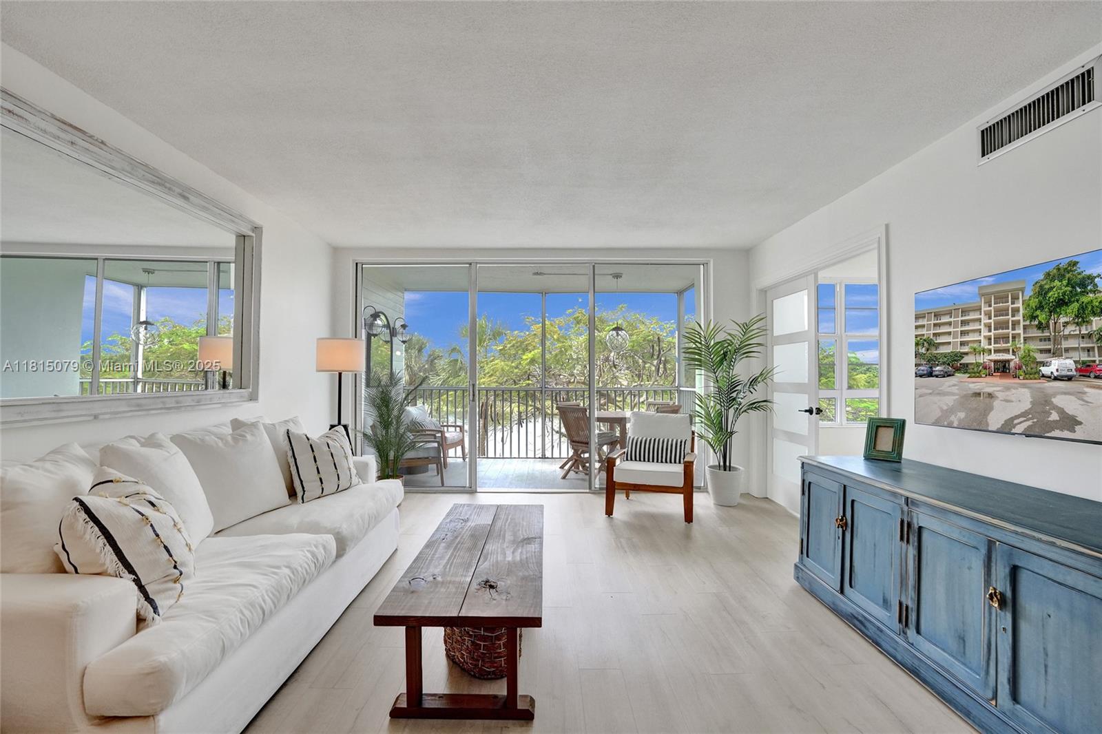 3150 N Course Ln #405, Pompano Beach, Florida image 23