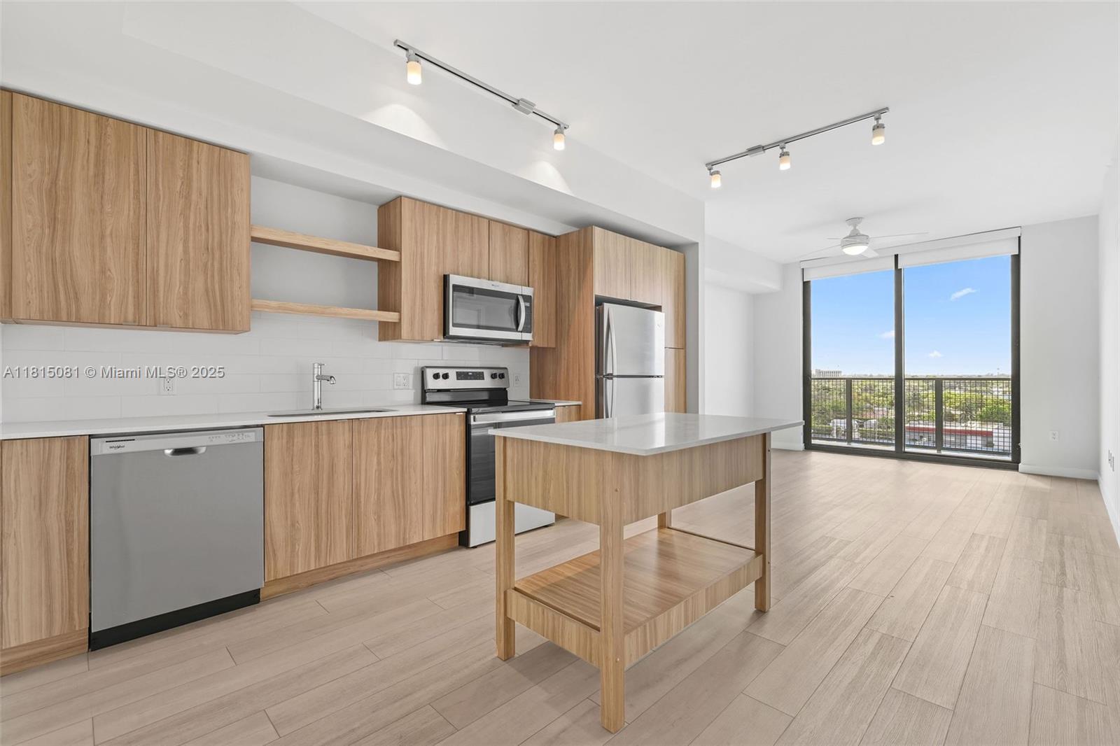 Property photo # 0