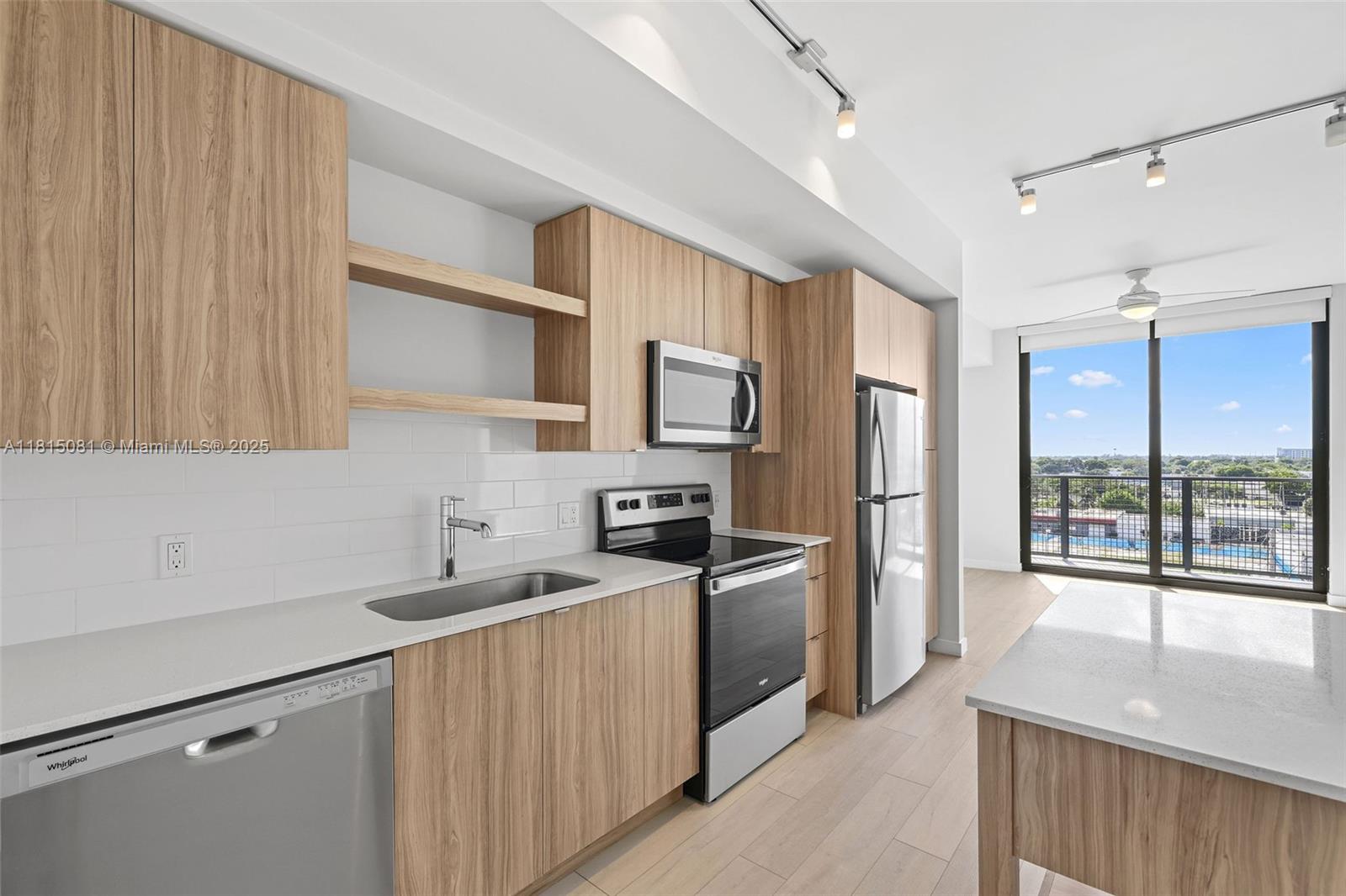 Property photo # 6