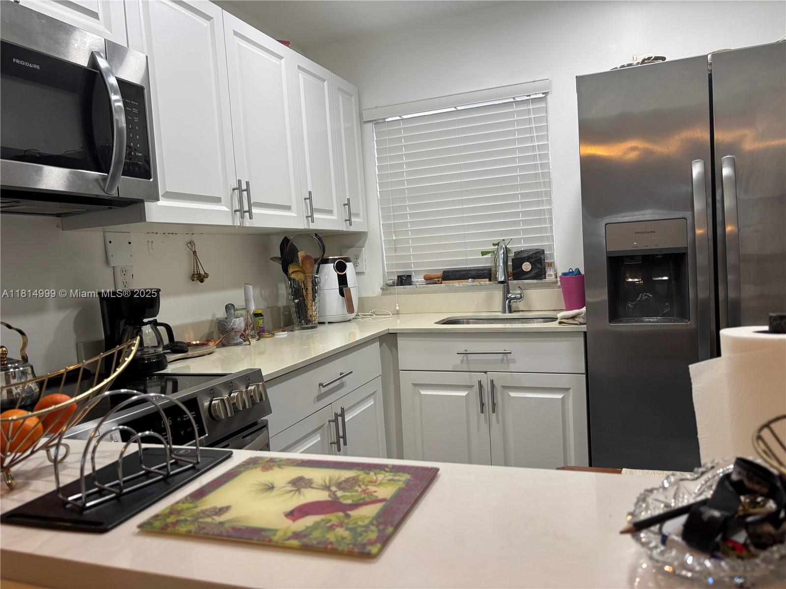 9041 Sunrise Lakes Blvd #311, Sunrise, Florida image 2