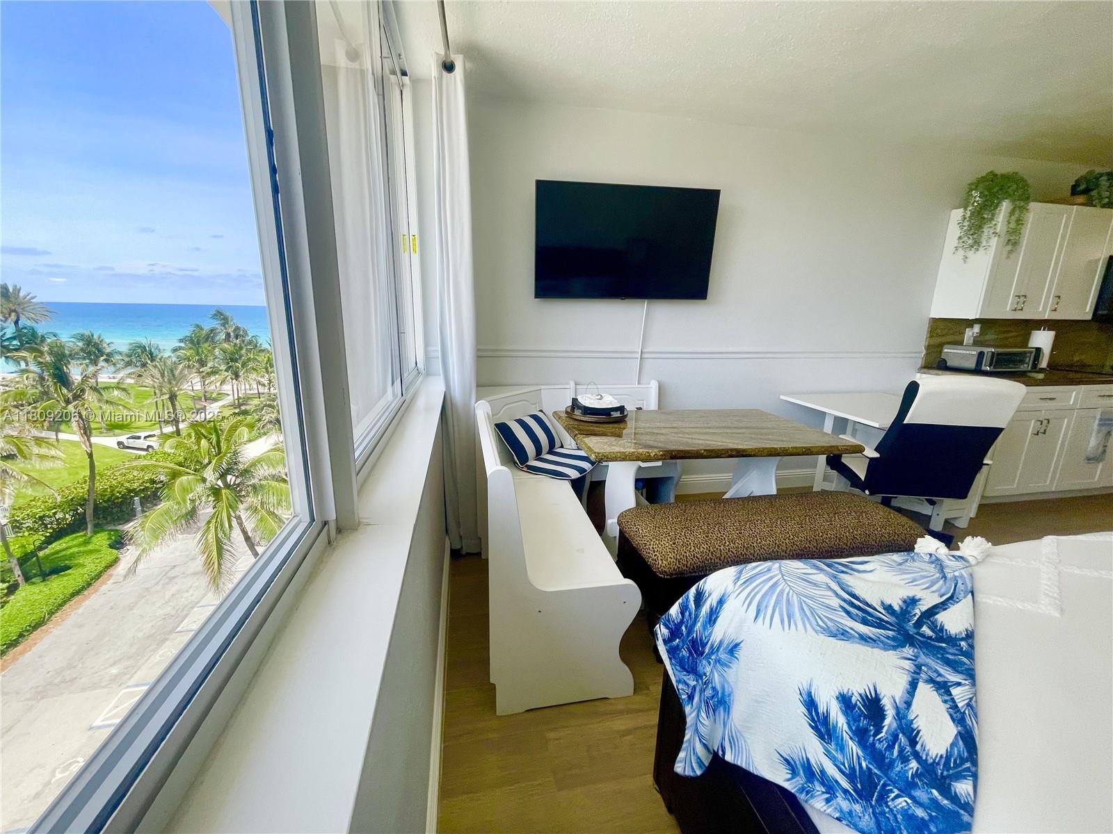 19201 Collins Ave #427, Sunny Isles Beach, Florida image 13