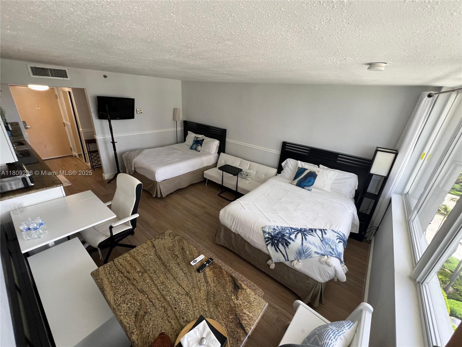 19201 Collins Ave #427, Sunny Isles Beach, Florida image 4