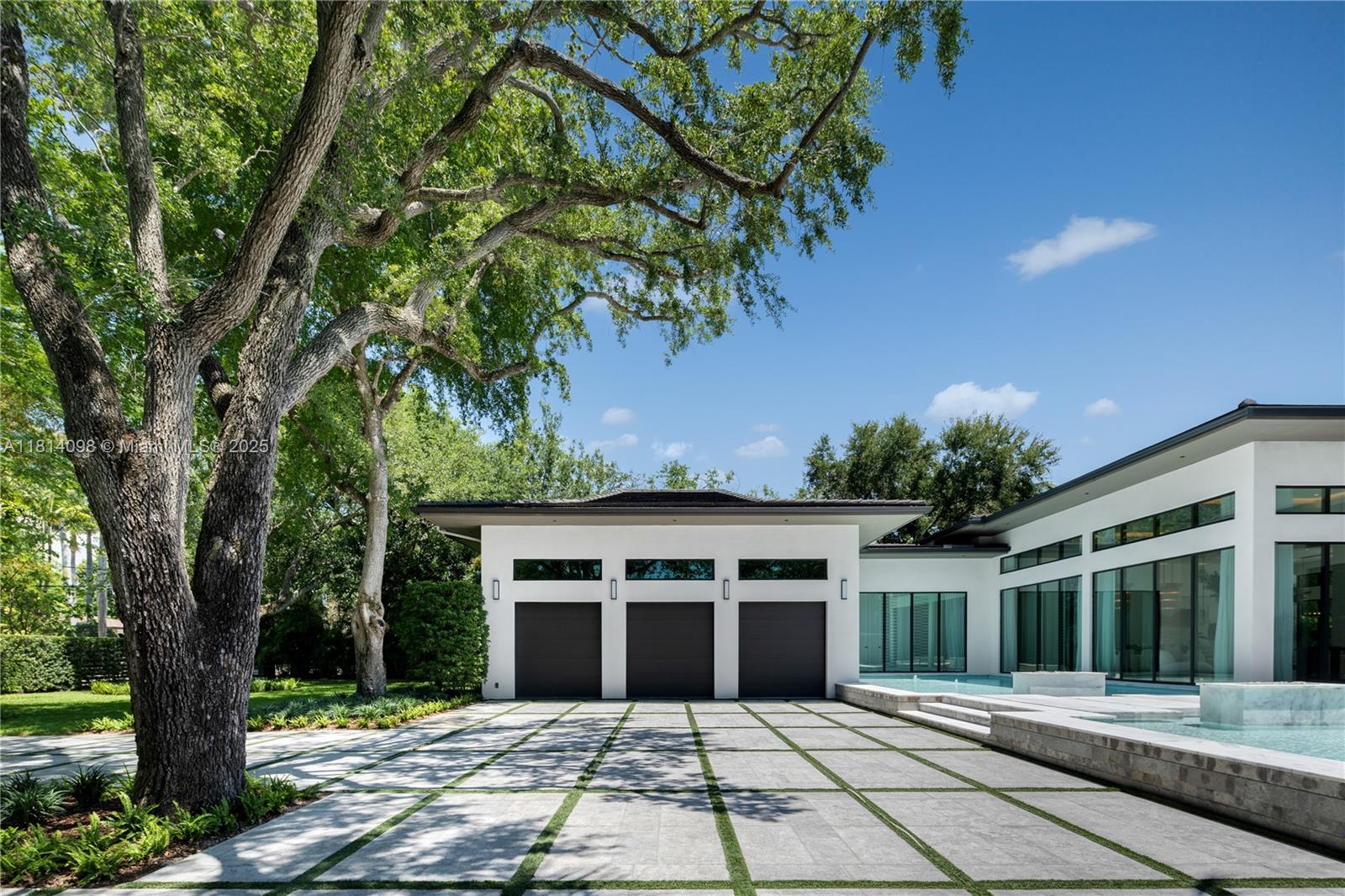 9505 SW 63rd Ct, Pinecrest, Florida image 4