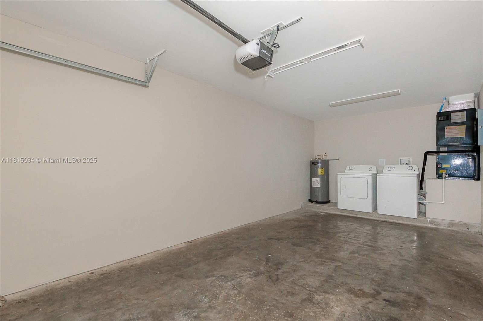 815 NW 3rd Ave, Fort Lauderdale, Florida image 25